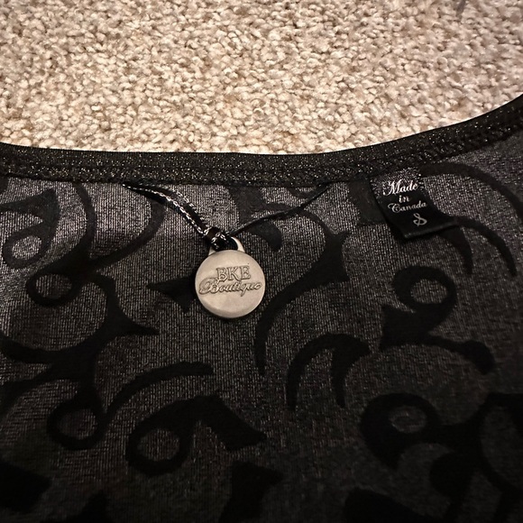 BKE Black and Gold Tank Top - Picture 3 of 6